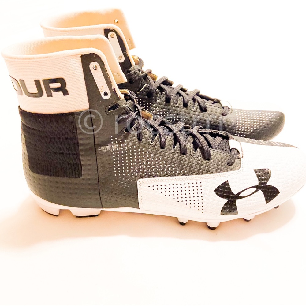 Under Armour Mens Renegade $99 Football Cleats